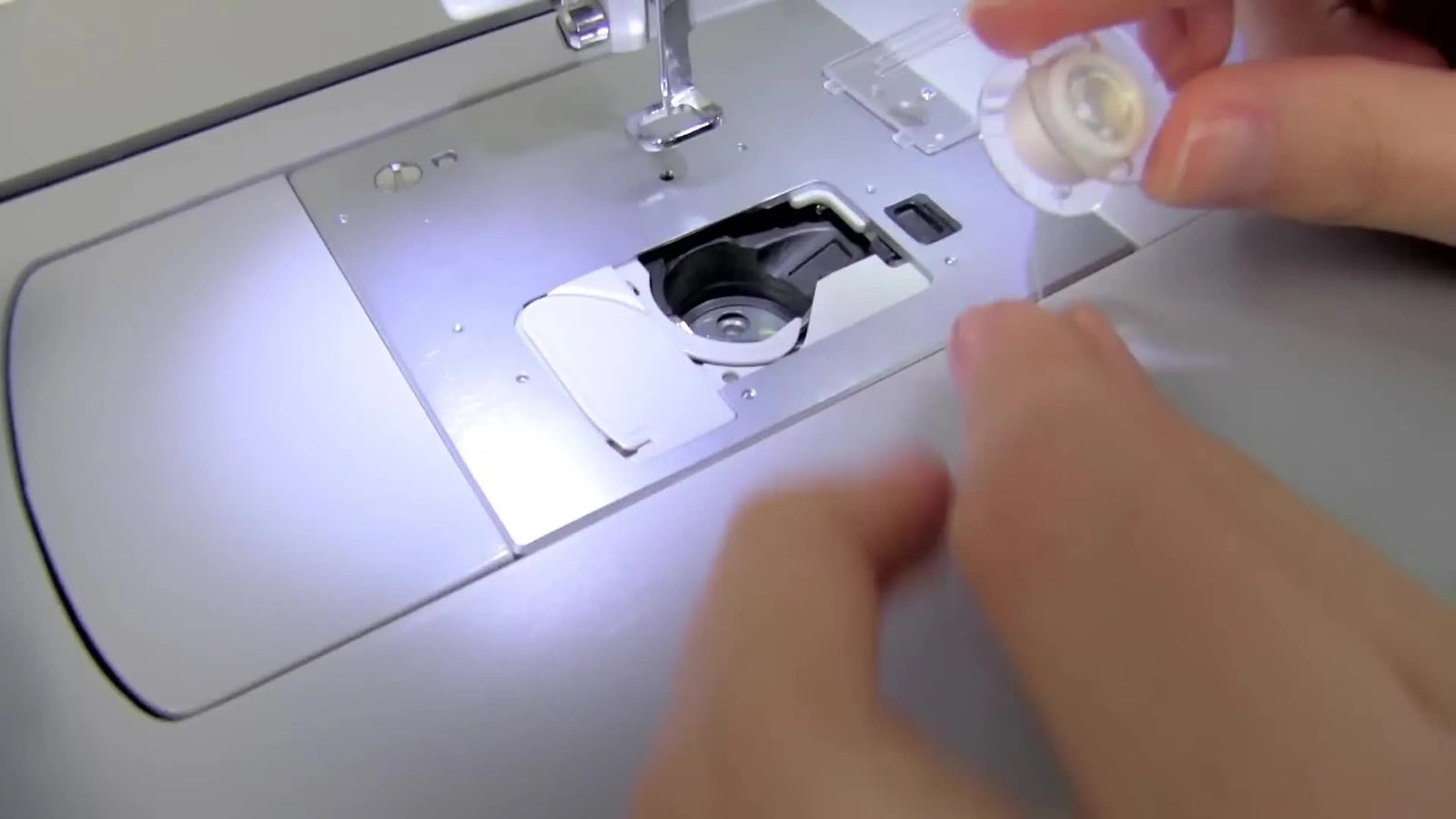 Threading the SINGER Superb Embroidery Machine Without the Usual Headaches: Bobbin Winding, the “P” Rule, and a Needle Threader That Actually Works