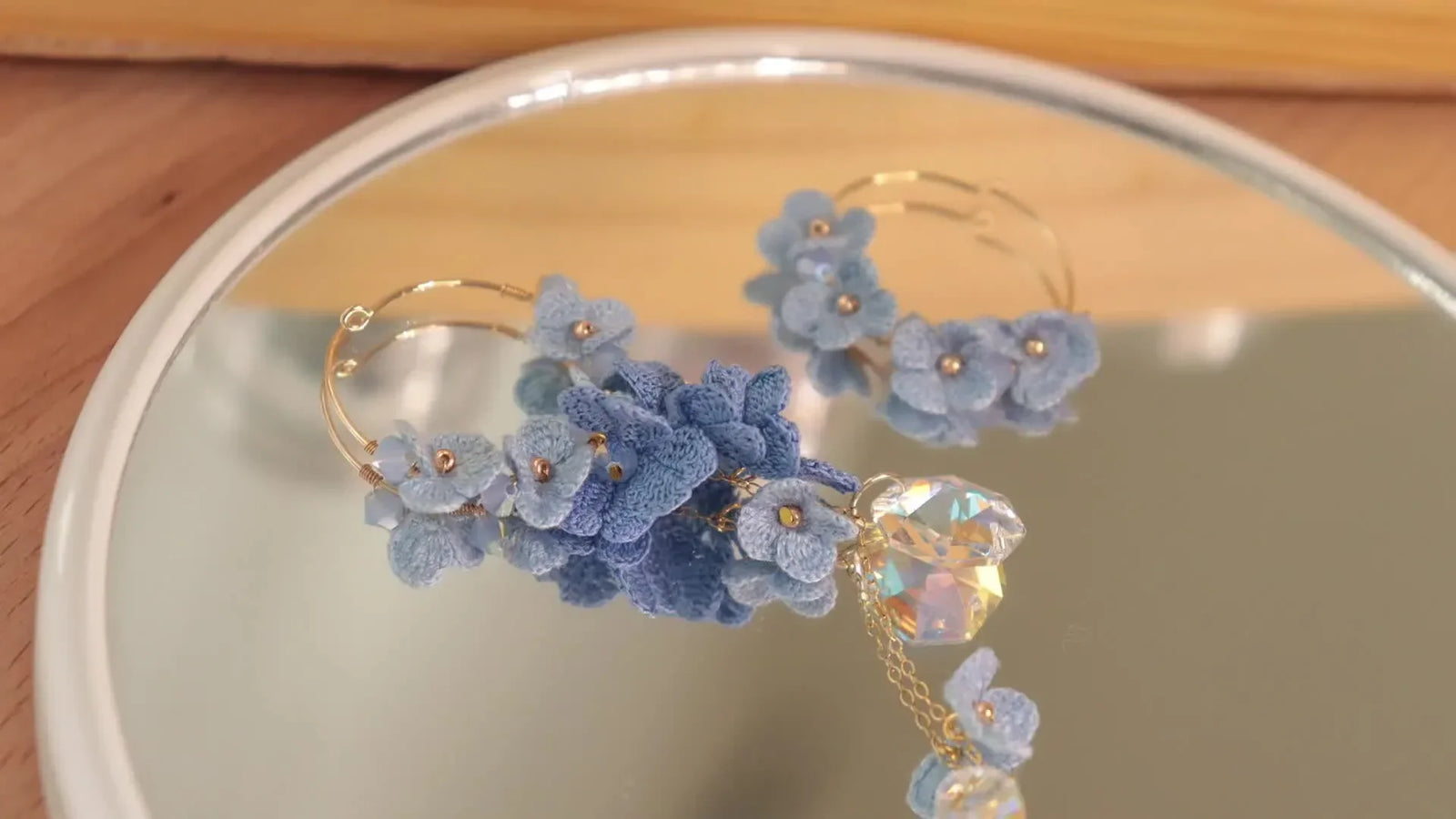 DIY Micro Crochet Flower: A Detailed Tutorial for Delicate Earrings