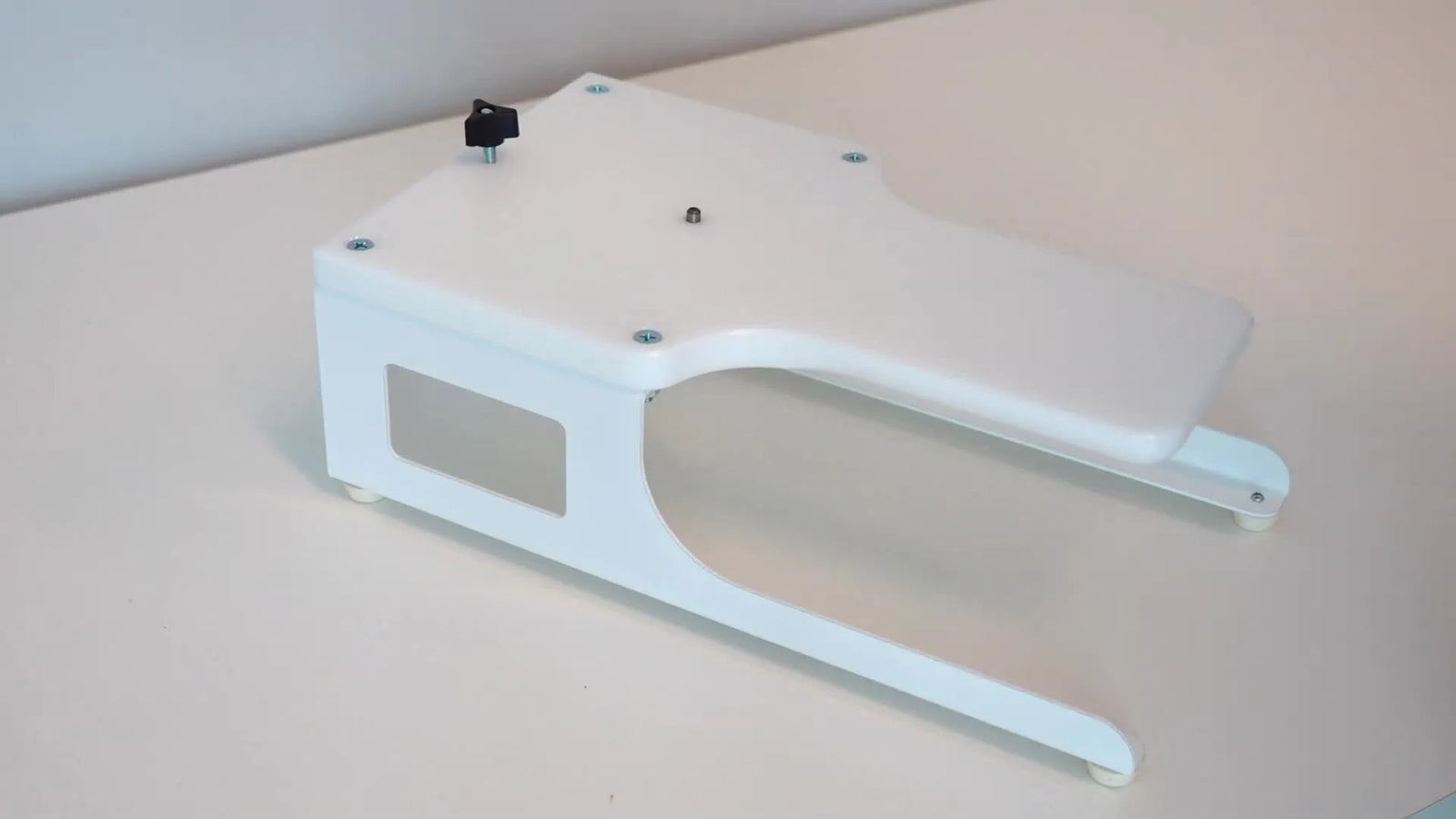 From Box Panic to Production-Ready: Setting Up the 5.5" Mighty Hoop Starter Kit the Way a Shop Actually Uses It