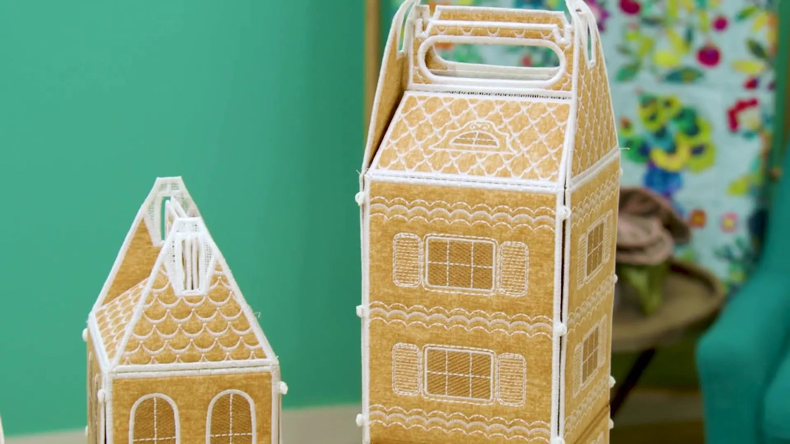 Gingerbread House Gift Boxes That Actually Stand Up: An In-the-Hoop Fiber Form Workflow (Without Warping, Wobble, or Hoop Burn)