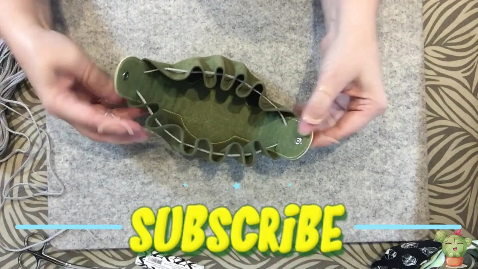 Make a Medieval ITH Dice Pouch in Suede & Vinyl—Without the Usual Hooping Headaches