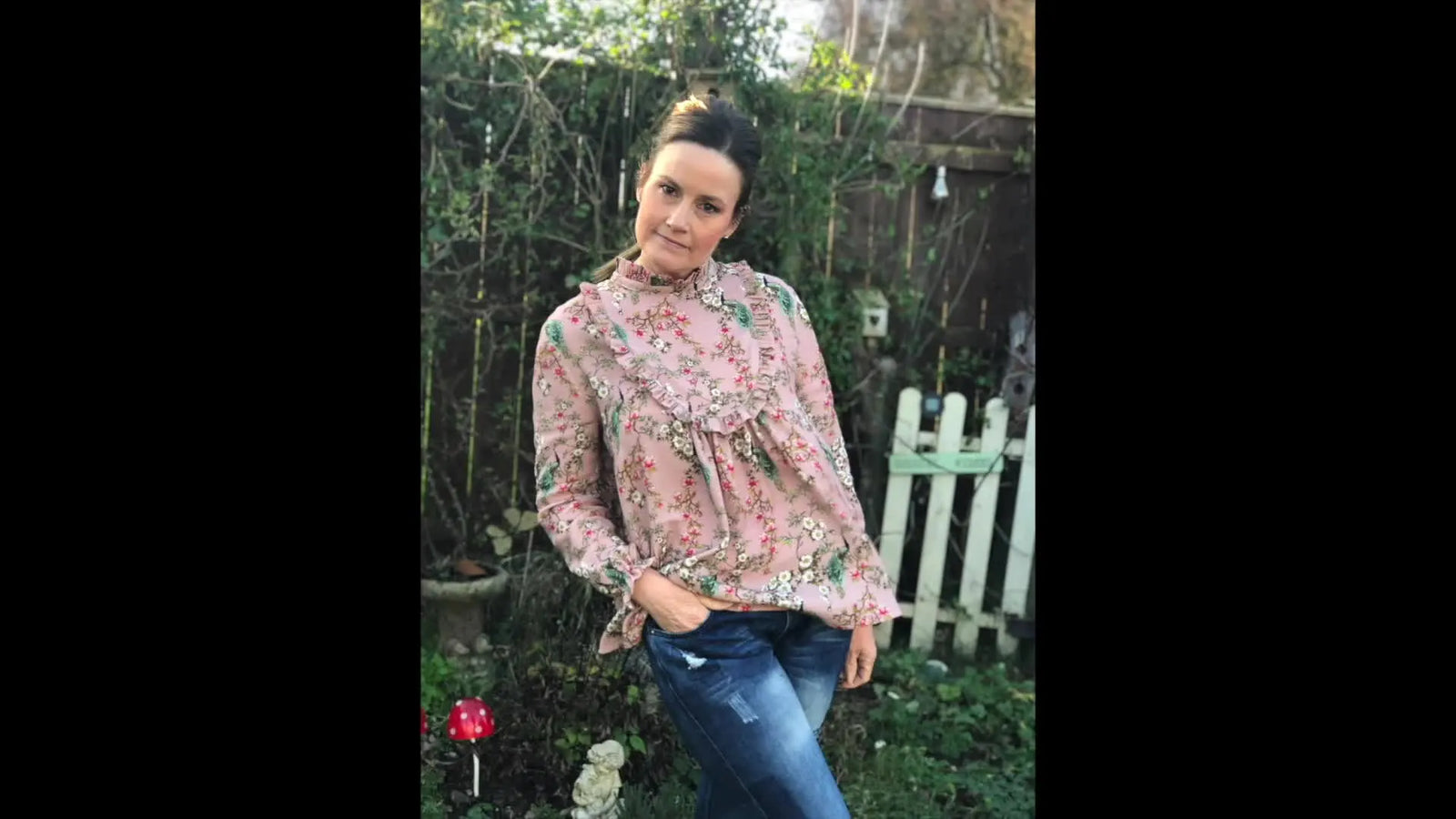 DIY Patch Pocket Embroidery: Freestyle and Topstitching on a Standard Sewing Machine