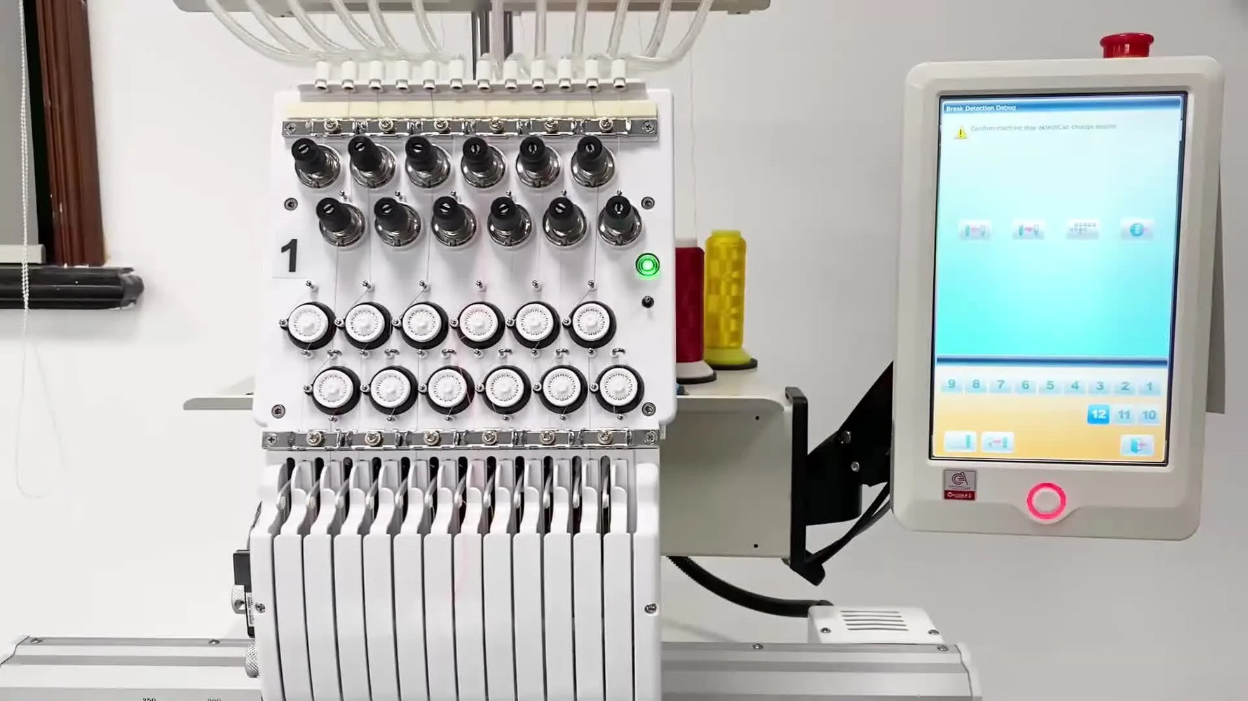 A Dahao Emb Param screen highlights the Upp Thr Brk Senstiv setting used to correct false thread-break alarms or missed alarms.