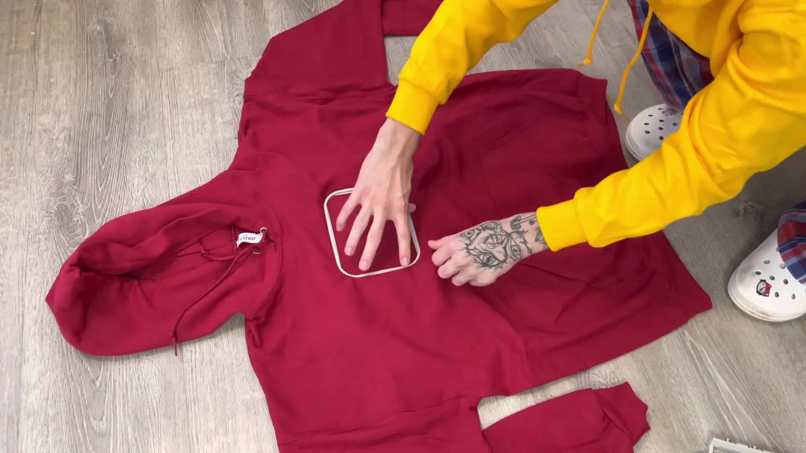 5 Brother SE600 Embroidery Hacks That Save Hoodies (and Your Sanity): Stabilizer, Hooping Tension, Bobbins, Threading, and the 90° Rotate Trick