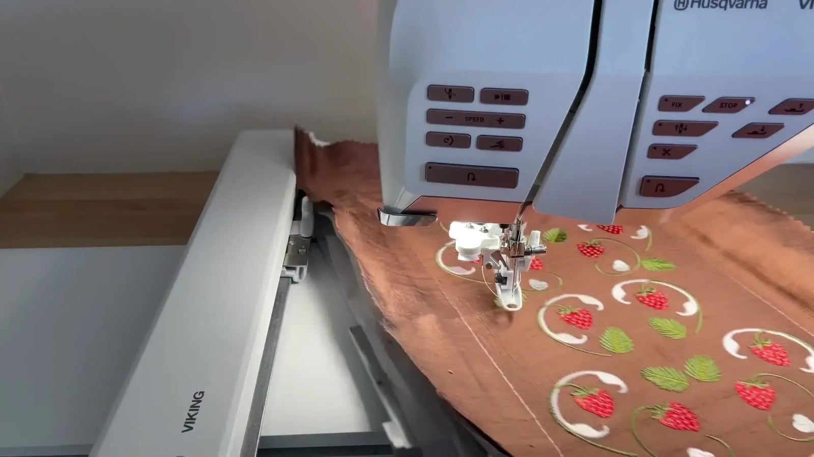 Silk Dupion on a Husqvarna Viking EPIC: The Bobbin-Color Trick That Makes Dark Fabric Embroidery Look Expensive
