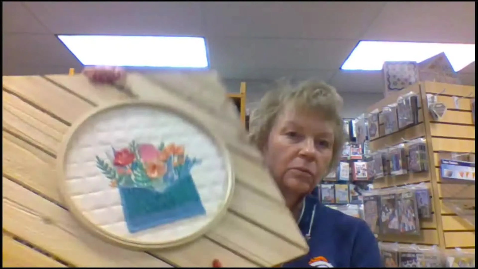 Spring Flower Wall Hanging on a 260×260 Hoop: The No-Panic Workflow for Quilting-in-the-Hoop, Mylar Accents, and a Puffy-Foam FSL Envelope