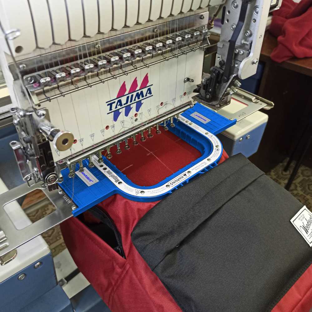 Sewtalent Magnetischer Stickrahmen 130×130 mm 5.1×5.1" für Tajima Stickmaschinen– Industrieller Stickrahmen für Stickmaschinen